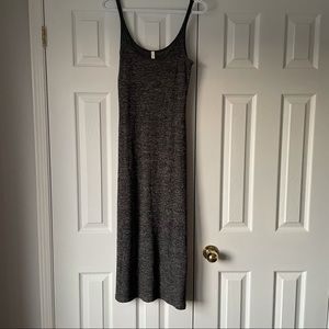 Aritzia The Group by Babaton dress size small